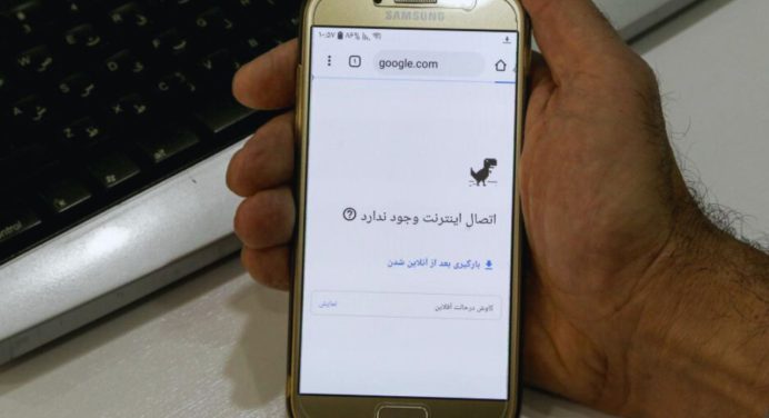 Irán sin acceso a internet global: Van 24 horas