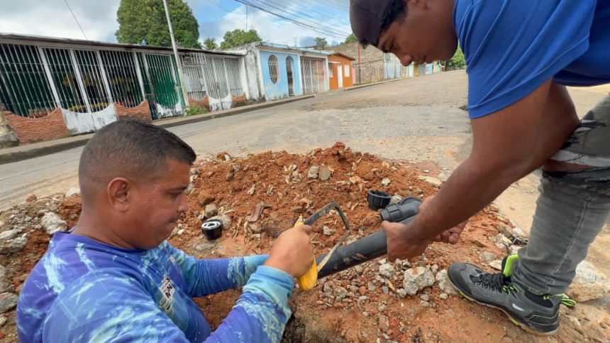 Aguas de Monagas optimiza el suministro en el sector El Silencio de Maturín 1 agua