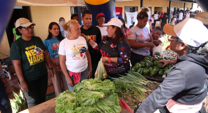 Plan Amor en acción favorece a 905 familias de cinco sectores en La Cruz