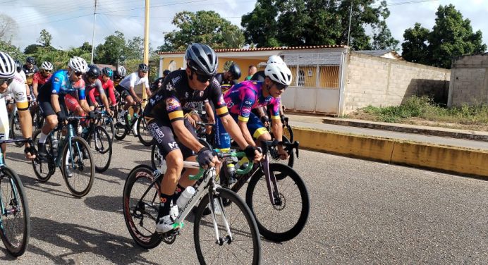 En Cedeño inicia temporada ciclística Caicara 2026