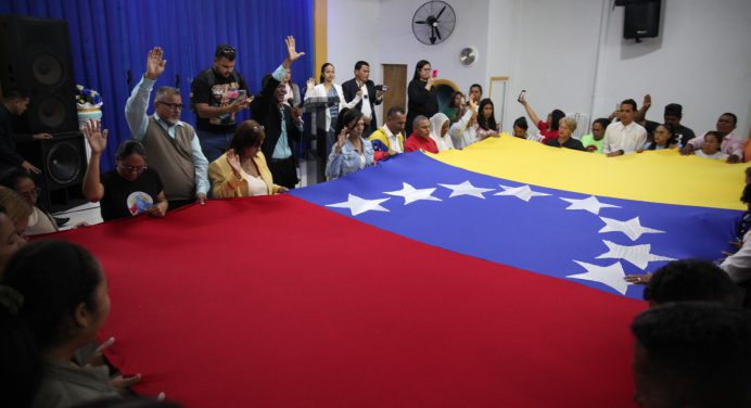 En Monagas realizan Gran clamor por la paz de Venezuela