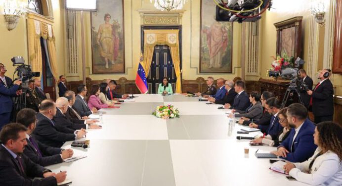 Rodríguez insta a diálogo político de altura en el país