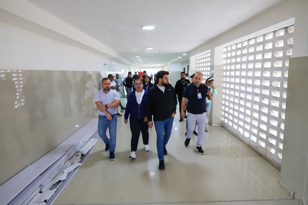 Luna vela por la excelencia en las labores del quinto piso del hospital Núñez Tovar 3 hodpital5