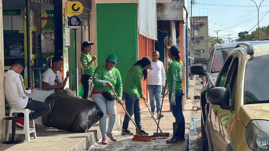 Alcaldía de Maturín ejecuta jornada de limpieza y desinfección en el Mercado Viejo 1 limpieza