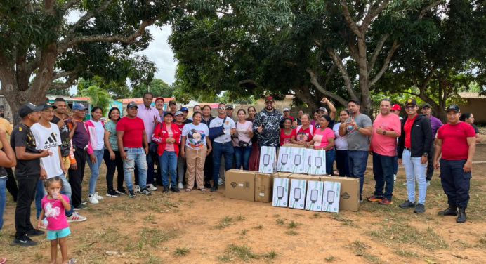 Instalan más de Mil 400 luminarias en Aguasay