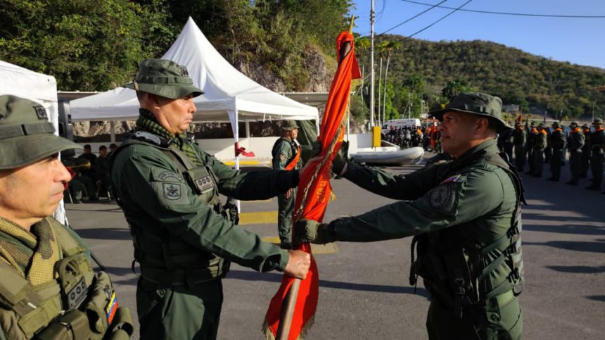 G/D Caldera Vivas recibió estandarte como nuevo comandante de la Zodi 52 Monagas 1 Zodi 52