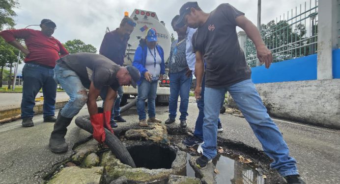 Realizan saneamiento de red de aguas servidas del Terminal de Maturín