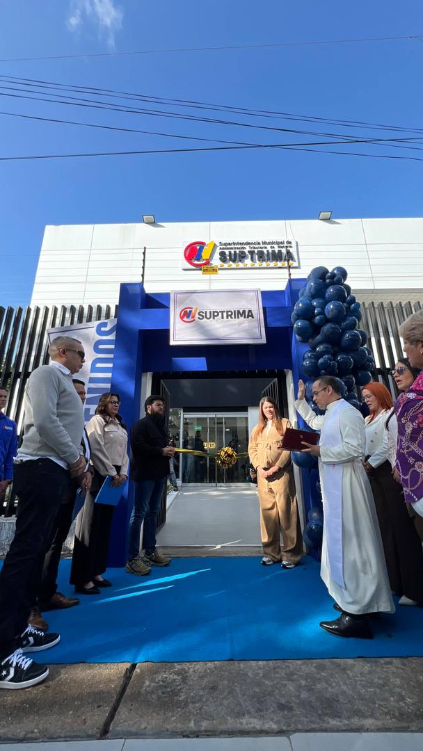 Alcaldesa Ana Fuentes inauguró nueva sede de Suptrima 2 suptrima2
