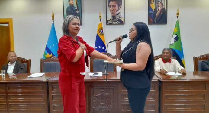 Elizabeth Soto asume como nueva presidenta del Concejo Municipal de Zamora