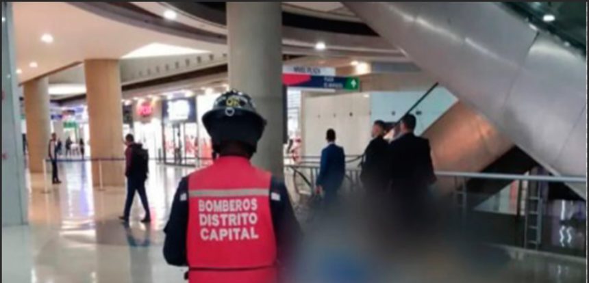 Mujer de 23 años murió tras caer de una altura de 20 metros en centro comercial capitalino 1 sucesos