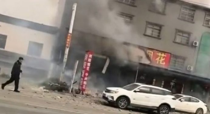 En China: Explosión en una tienda de fuegos artificiales deja 12 muertos