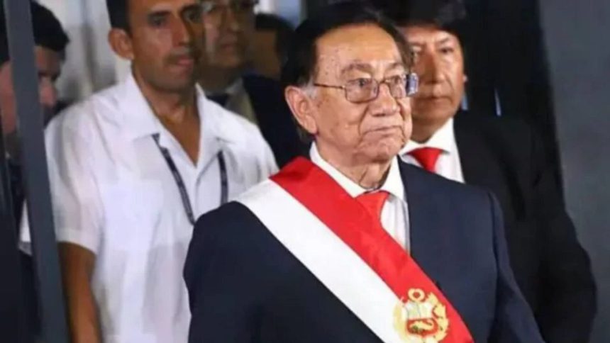 presidente interino de Perú