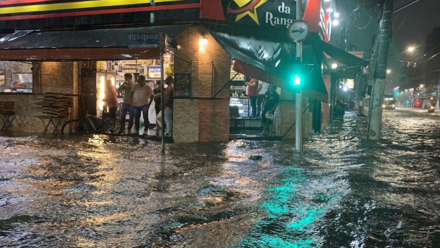 En Brasil: Aumentan a 23 los muertos y 47 los desaparecidos por intensas lluvias 1 intensas lluvias