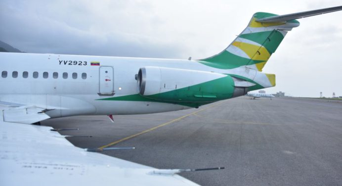 Aerolíneas de EE.UU retoman vuelos en el noreste tras un intenso temporal de nieve