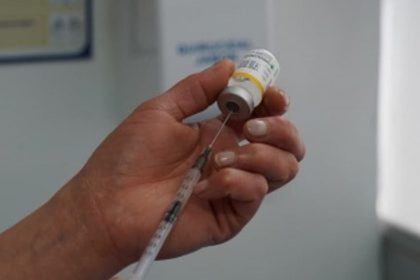 contra la fiebre amarilla