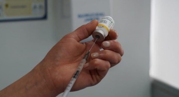 Venezuela refuerza la vacunación contra la fiebre amarilla en cuatro estados