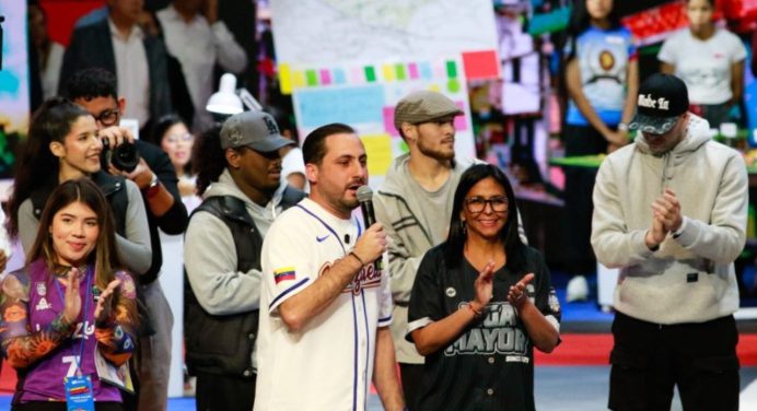 Gobierno aprueba 400 proyectos para la juventud venezolana