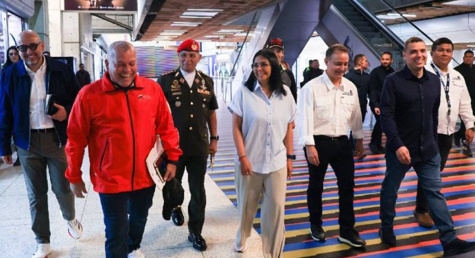 Presidenta encargada Delcy Rodríguez supervisó obras en el aeropuerto de Maiquetía