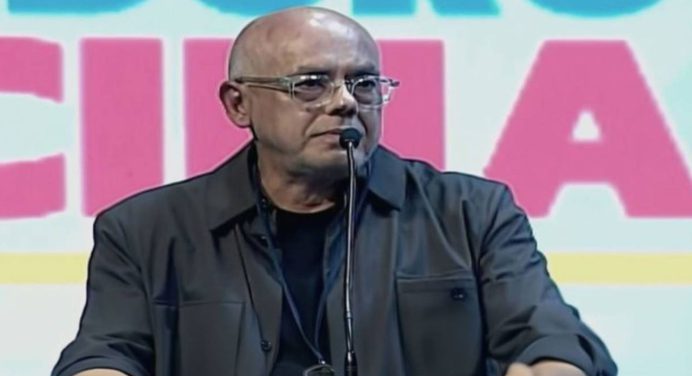 Jorge Rodríguez pide oír a las familias de privados de libertad ante la Ley de Amnistía