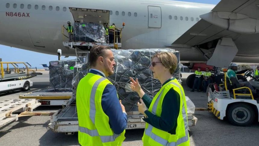 EE.UU. envía seis toneladas de medicamentos a Venezuela 1 toneladas de medicamentos