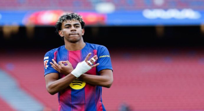 Lamine Yamal lideró la goleada del Barca con su primer hat-trick