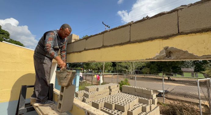 Arranca remodelación de consultorio popular en Barrancas de Jusepín