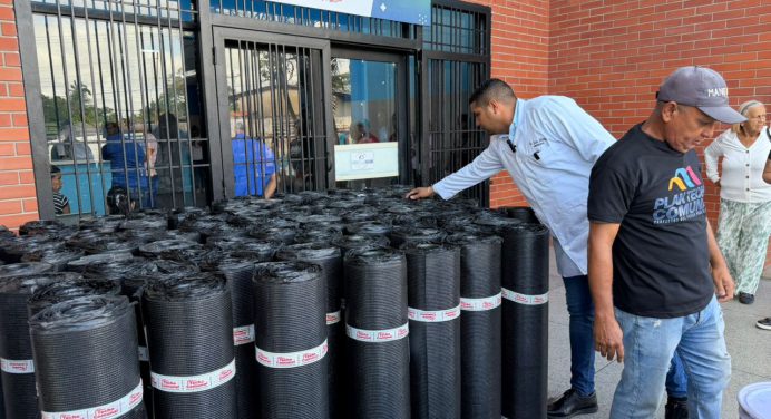 Gobernación y Ministerio de Obras Públicas inician impermeabilización del Hospital Simón Bolívar