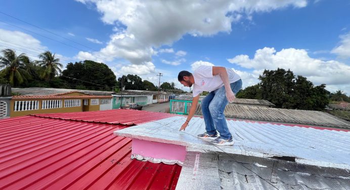Alcaldesa Ana Fuentes cumple con los adultos mayores de Jusepín