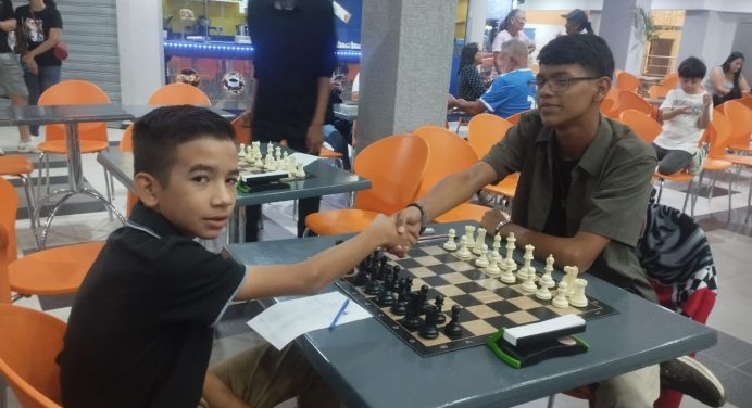 Monaguenses suben al podio en festival de ajedrez en Puerto Ordaz