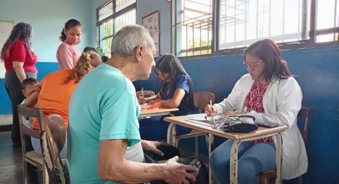 Plan «Amor en Acción» beneficia a habitantes de Punta de Mata