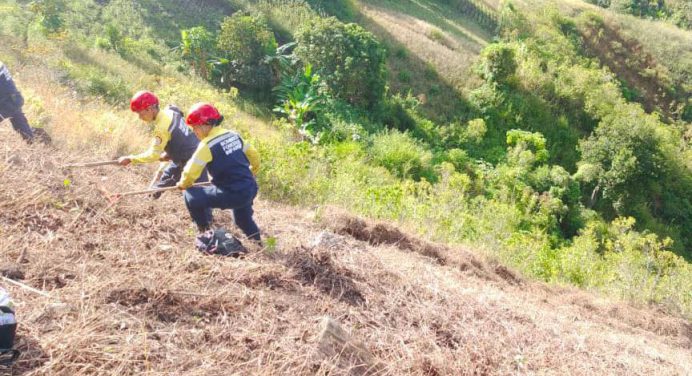 Bomberos de Inparques Monagas recuperan cortafuegos en Parque Nacional El Guácharo