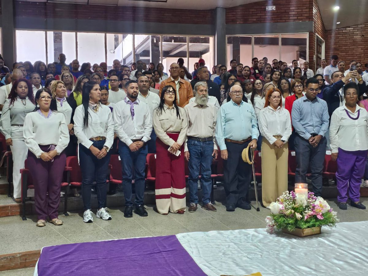 Con imposición de las cenizas Clsem y el Cmbmm iniciaron la Cuaresma 5 ceniza1 2