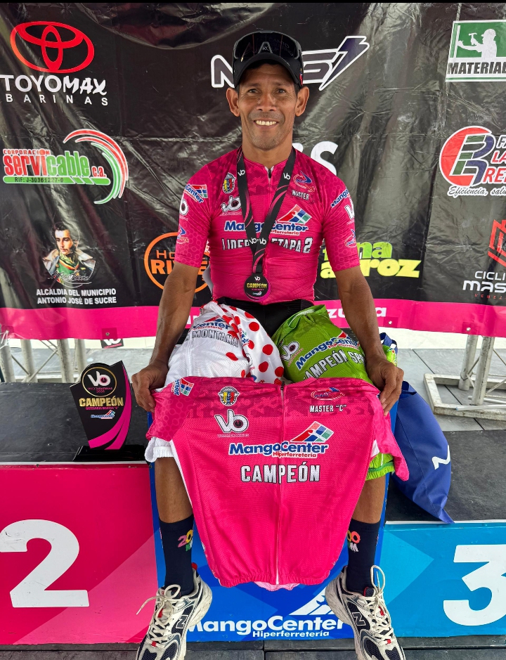 Ciclista monaguense Wilmer Caldera se tituló campeón de la Vuelta a Barinas 2 ciclista2