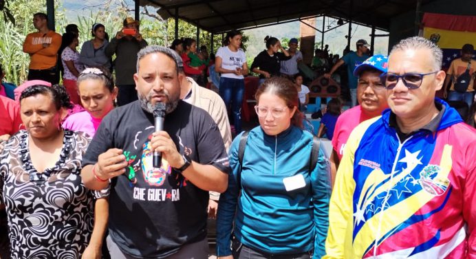 Entregan recursos para proyectos en la comuna Vencedores del Turimiquire