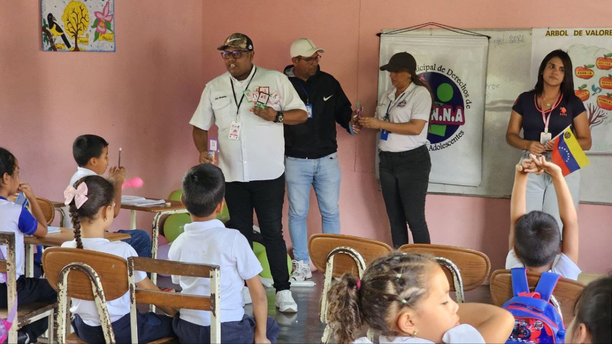 Consejo de Derechos atendió a estudiantes de la parroquia Jusepín 2 estudiante2