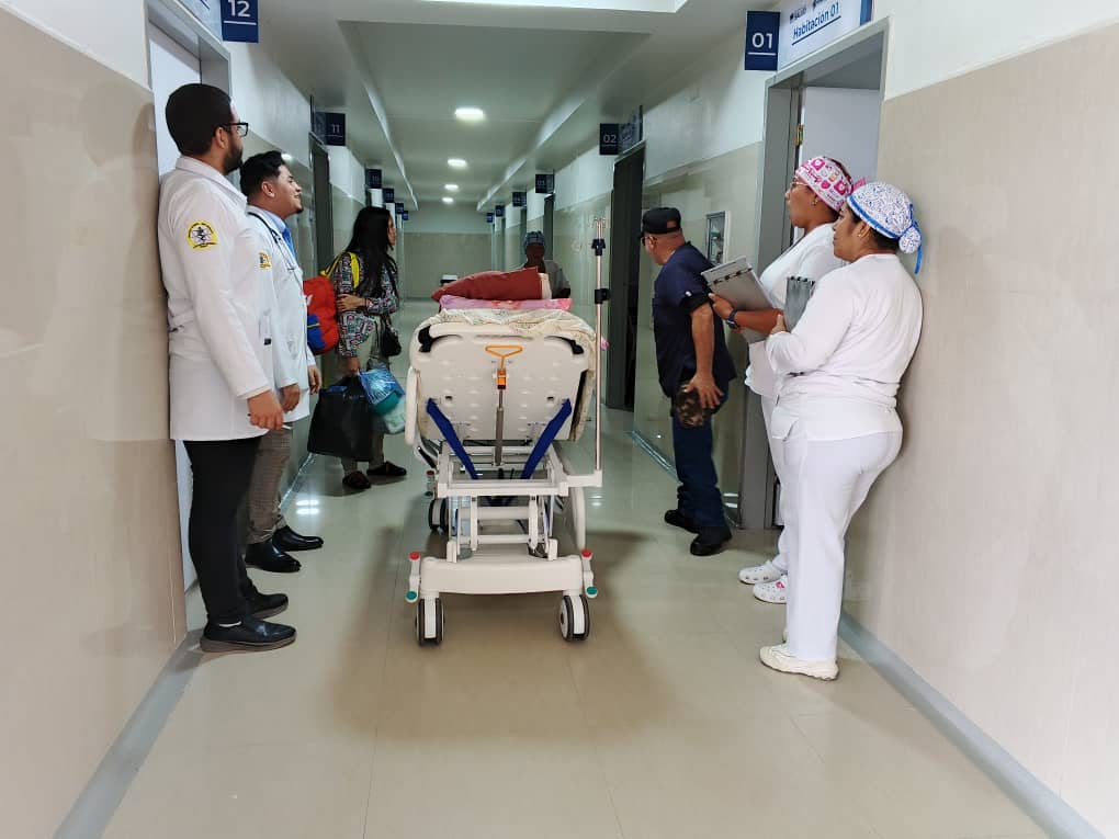 Reubican pacientes en el renovado quinto piso del hospital Núñez Tovar 2 hospital2