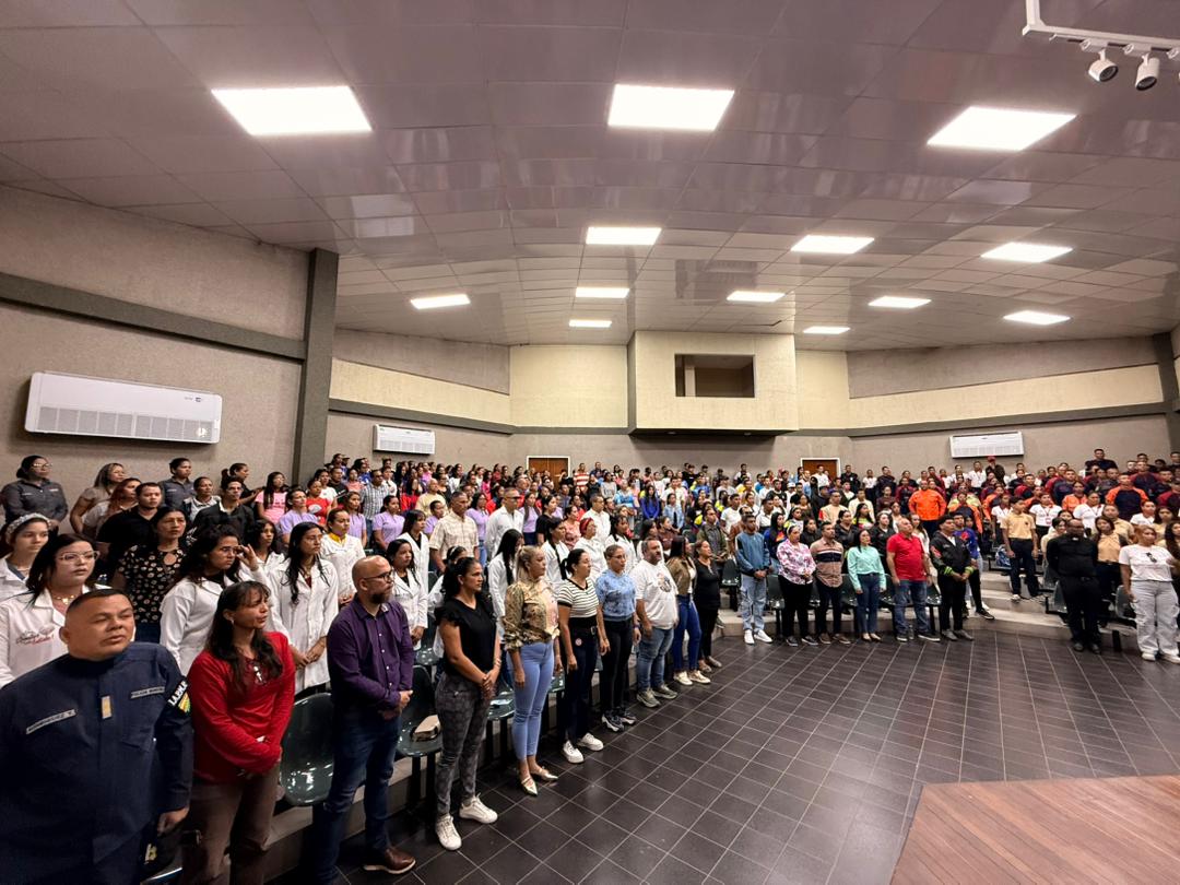 Piar conmemora el día de la juventud con sesión especial del Concejo Municipal 2 jovenes2