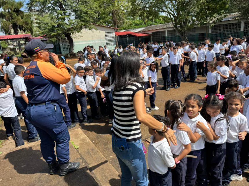 PCAD Maturín realizó simulacro preventivo en la UE. Salvador Garmendia 1 simulacro