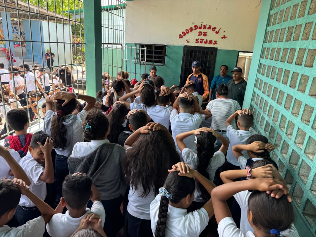 PCAD Maturín realizó simulacro preventivo en la UE. Salvador Garmendia 5 simulacro5