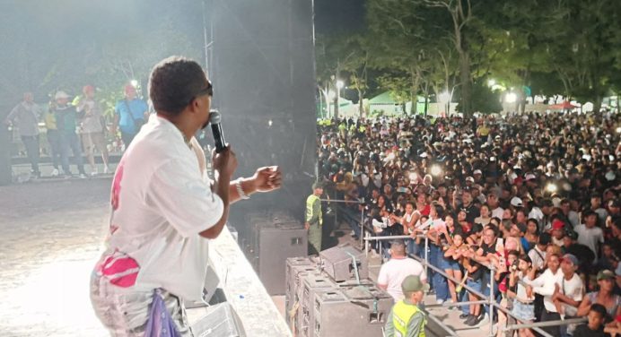 Con lleno total se vivió la primera noche de conciertos del Carnaval en Maturín