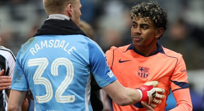 Barcelona salva el empate en el último instante