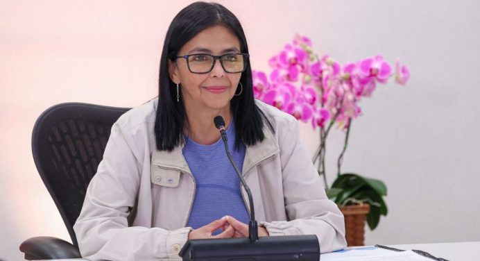 Presidenta (E) Rodríguez anuncia ingreso de 300 millones de dólares por venta de fueloil