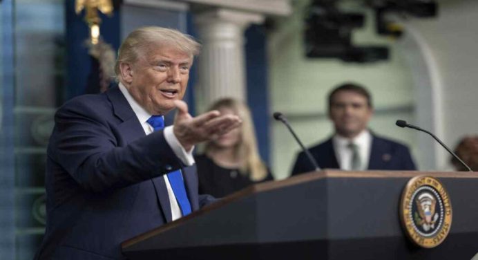 Trump: Nuevos líderes de Irán quieren negociar