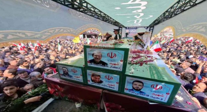 Irán se despide de Lariyani entre voces a no rendirse hasta última gota de sangre