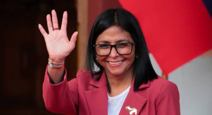 Presidenta (E) aplaude el reconocimiento legal de EE.UU a Venezuela
