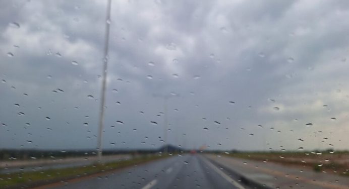 Nubosidad con posibles lloviznas para este viernes 13