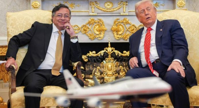 Petro anunció que su visado a EE.UU. fue reactivado hasta el fin de su mandato