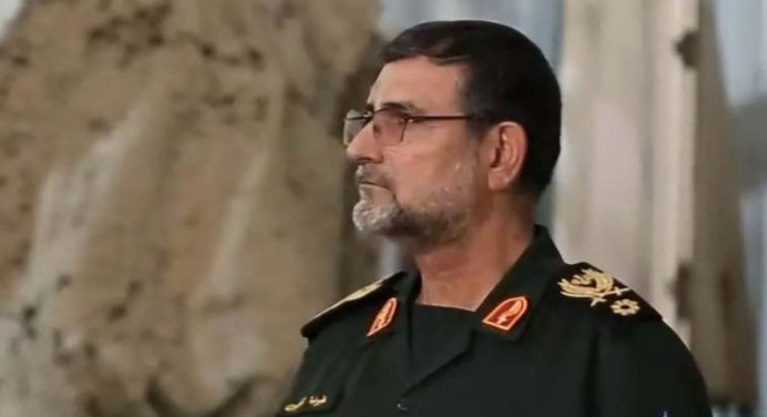 Muere en conflicto armado el comandante iraní responsable del cierre de Ormuz