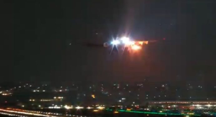 Aterrizaje de emergencia en aeropuerto de São Paulo: Explosión de motor en vuelo comercial