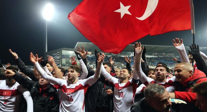 Turquía regresa a una Copa del Mundo después de 24 años